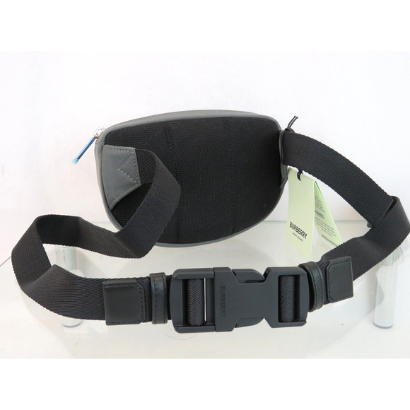 $760 BURBERRY CANNON CHARCOAL GRAY NYLON BLACK LOGO ZIP FANNY PACK BELT BUM BAG - Picture 3 of 15